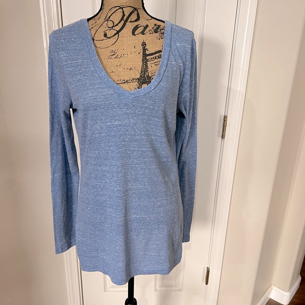 Old Navy long sleeve heather blue long sleeve tee, Medium Tall